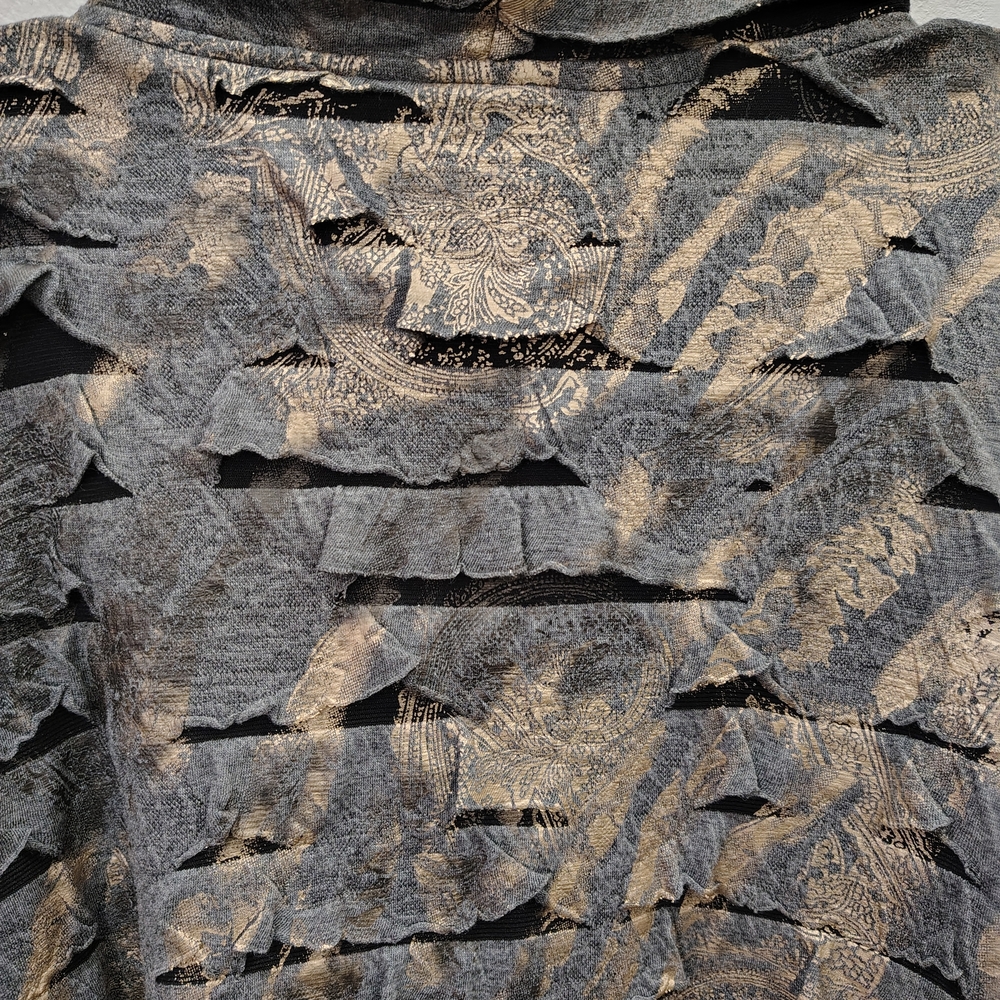 Distressed Patterned Top - Picture 2 of 5
